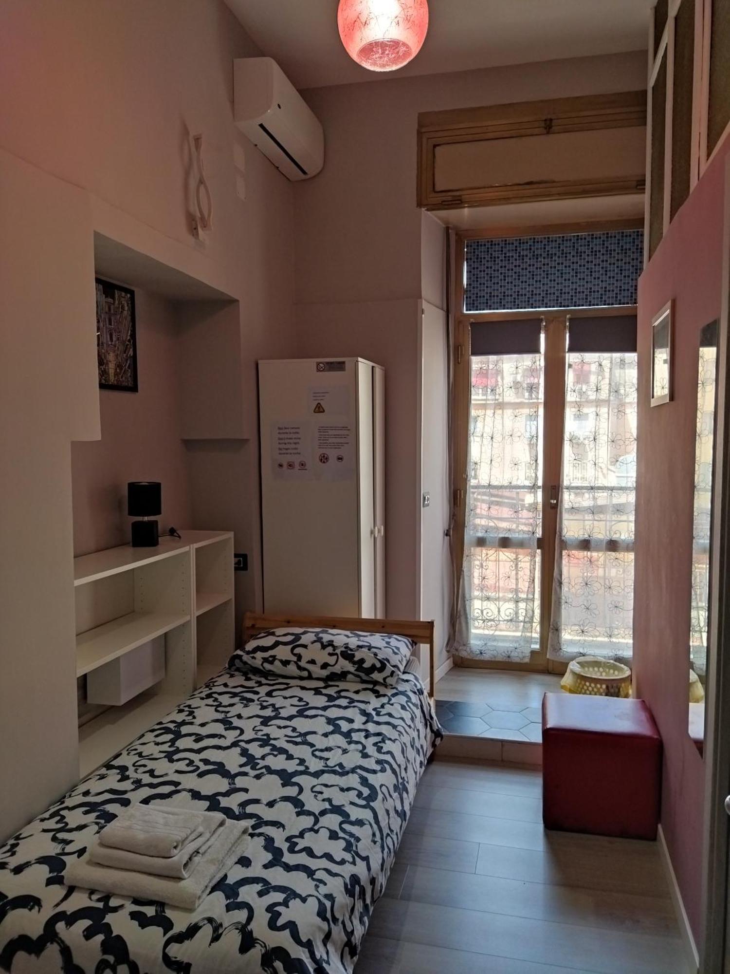 La Sosta Hotel Наполи Екстериор снимка