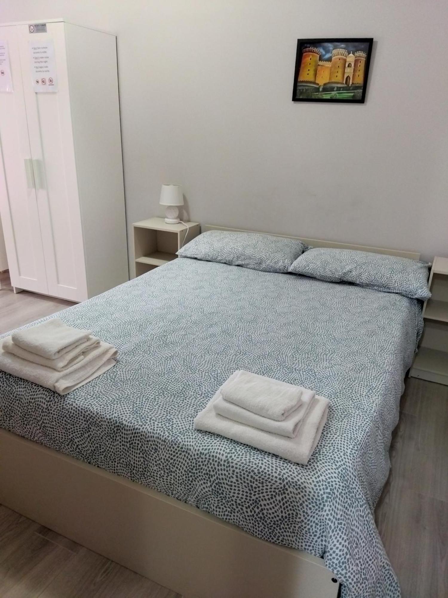 La Sosta Hotel Наполи Екстериор снимка